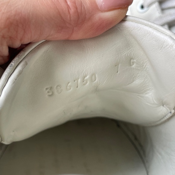 Authentic Gucci Men’s Ace leather runner sneaker - Picture 8 of 10